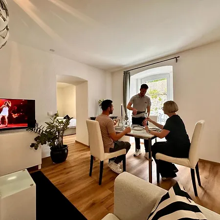 White Oak 公寓 Schottwien